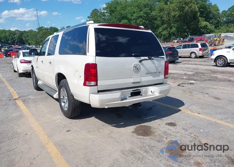 2005 Cadillac Escalade Esv Standard из США, поврежденный, VIN 3GYFK66N35G218053